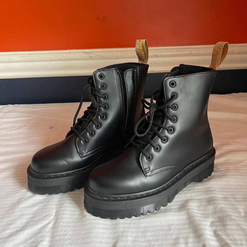NEW Dr Martens VEGAN JADON II BOOT MONO PLATFORMS, Women’s size 9 black